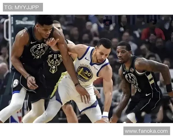 2018年NBA常规赛勇士与雄鹿对决精彩回顾与赛后分析