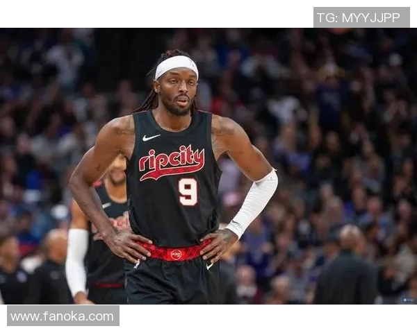 杰拉米格兰特的崛起与NBA赛场上的多面手角色分析