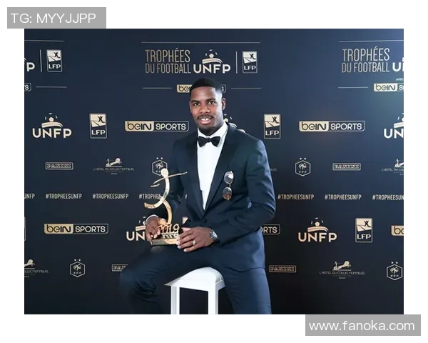 迈尼昂：从新星崛起到世界级门将的传奇之路